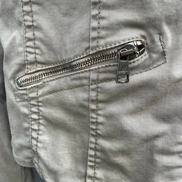 Marc Cain khaki jacket, size N3 (US 8) - Picture 9 of 11